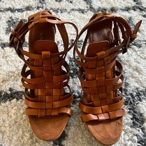 Nine West basket weave style heels